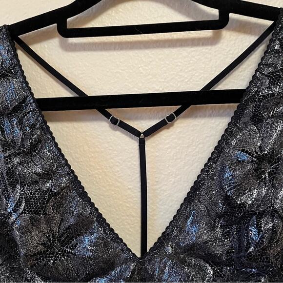 NEW VS metallic lace bodysuit - Picture 6 of 9